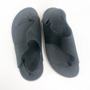 FitFlop Loosh Nubuck Leather Toe Strap Sandals 5